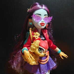 Jinafire Long G3 Monster High